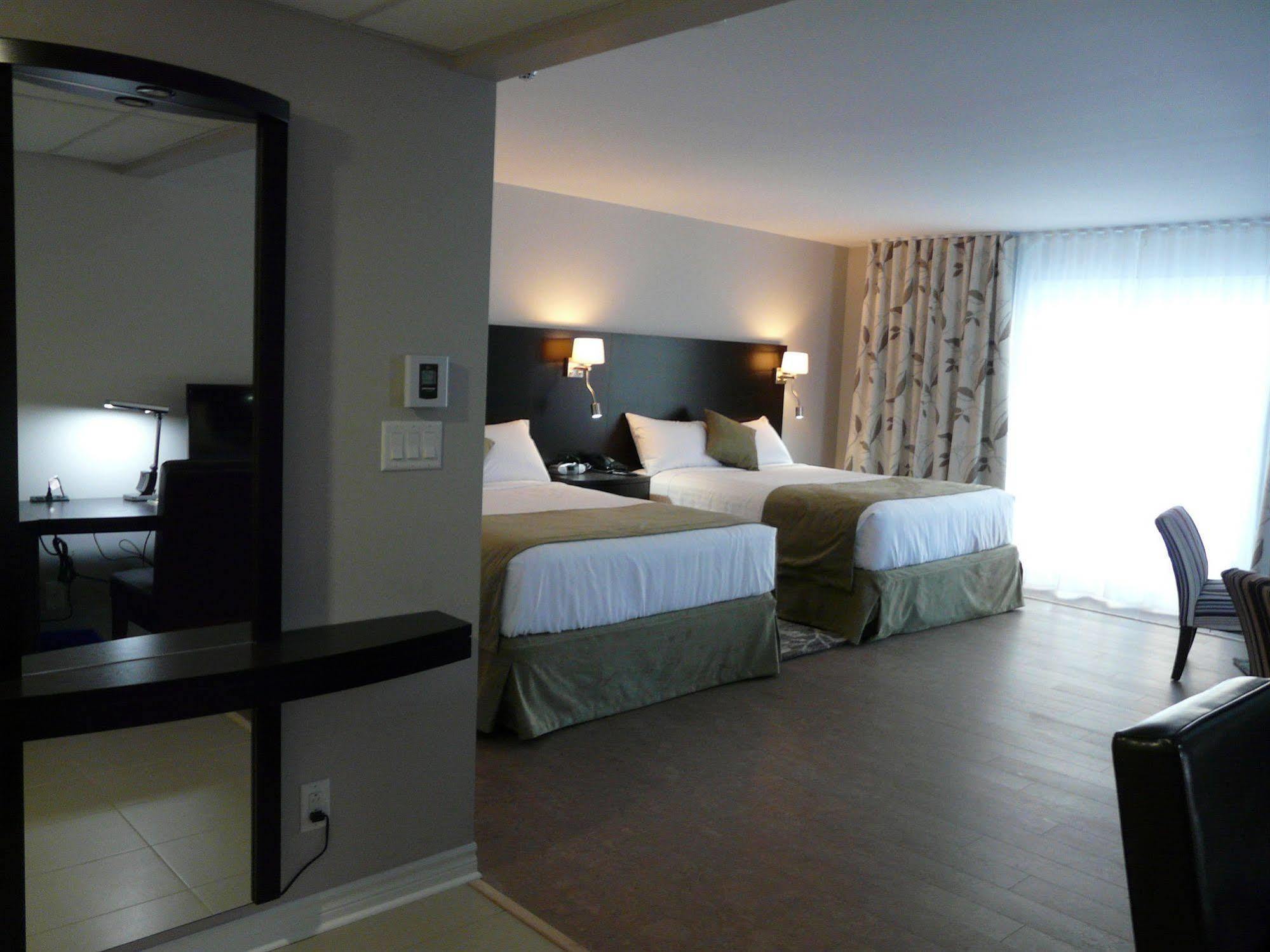 Auberge des Gallant Rigaud Extérieur photo
