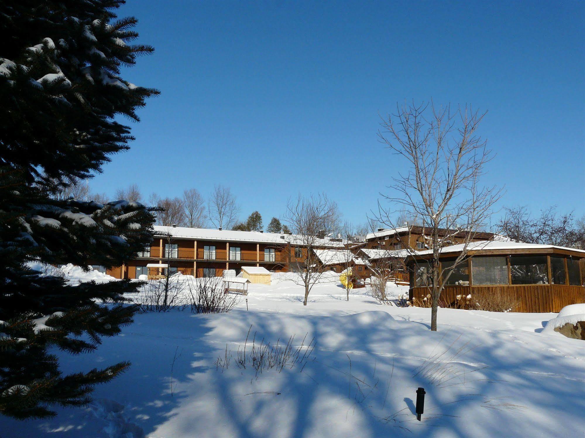 Auberge des Gallant Rigaud Extérieur photo
